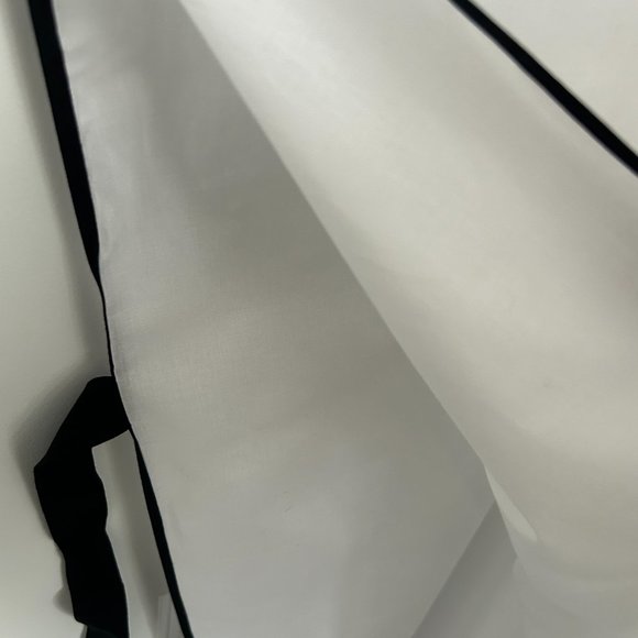 Authentic CHANEL Fabric Dust Bag - Premium Protection for Your Luxuries - Picture 3 of 8